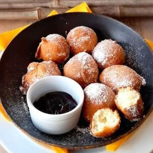 GF Vanilla Doughnuts (Box of 10 minis)